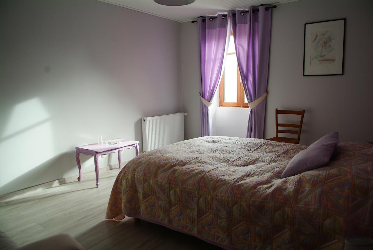 Domaine Des Aloets Bed & Breakfast Moire Oda fotoğraf